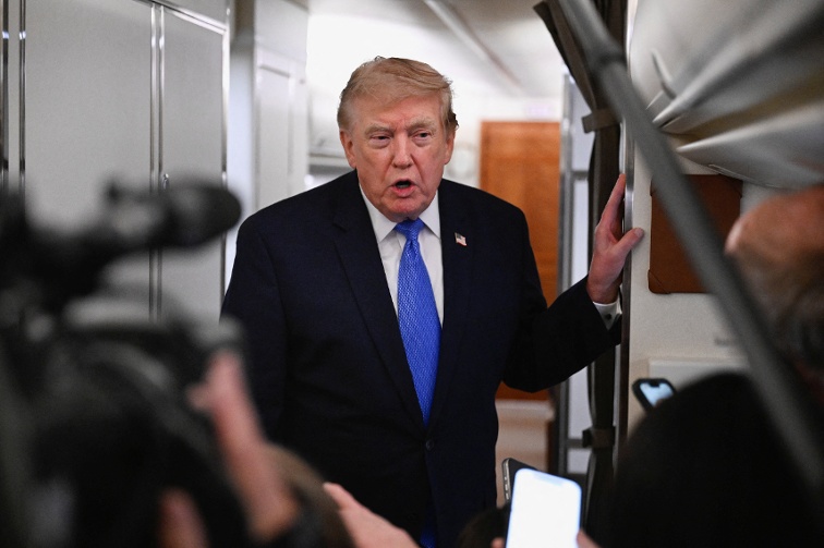 Trump says Iran faces  decapitation  if it doesn t strike deal