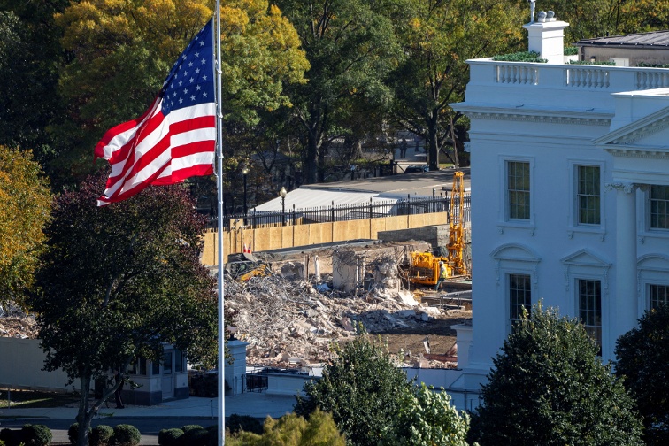 Supreme Court lets Trump s White House ballroom construction continue for now