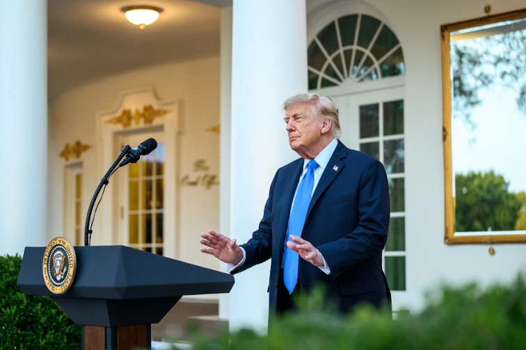 Trump expects November fuel price  tumble,  blames Iran