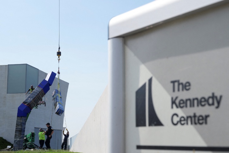 Kennedy Center removes  Blue  sculpture as Trump presses on with Washington makeover